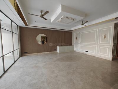 Kitchen Image of 3195 Sq.ft 3 BHK Builder Floor for sale in Preet Vihar New Delhi for Rs. 64999999