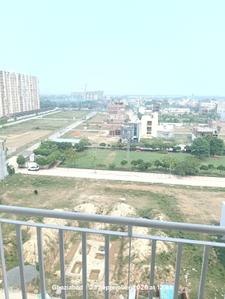 Balcony Image of 840 Sq.ft 2 BHK Apartment / Flat for sale in Wave Dream Homes, Wave City Ghaziabad for Rs. 6000000