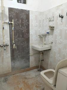 Bedroom Three Image of 1350 Sq.ft 3 BHK Apartment / Flat for sale in Shalimar Garden Ghaziabad for Rs. 7500000