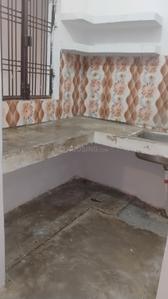 Kitchen Image of 650 Sq.ft 1 RK Builder Floor for rent in Sarojini Nagar Lucknow for Rs. 5000