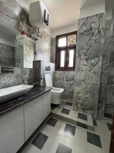 Kitchen Image of 3000 Sq.ft 4 BHK Independent House for rent in DDA Flats Vasant Kunj, Vasant Kunj New Delhi for Rs. 100000