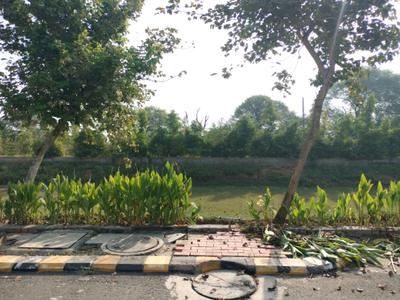 Image of 150 Sq.ft Residential Plot / Land for sale in Omaxe City, Tajupur, Faridabad for Rs. 19000000
