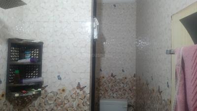 Image of 900 Sq.ft 3 BHK Builder Floor for sale in Dwarka Mor, New Delhi for Rs. 4300000