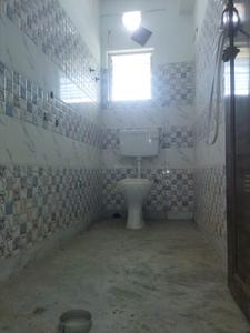 Common Bathroom Image of 1020 Sq.ft 2 BHK Apartment / Flat for sale in Narendrapur Kolkata for Rs. 3417000