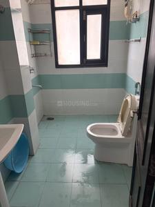 Bathroom Image of 1350 Sq.ft 2 BHK Apartment / Flat for rent in Kasauli Solan for Rs. 35000