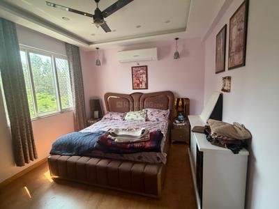 Bedroom Image of 875 Sq.ft 2 BHK Apartment / Flat for rent in Godrej The Suites, Jaypee Greens Greater Noida for Rs. 40000