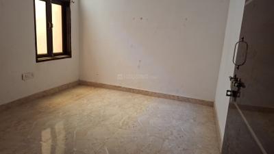 Bedroom Image of 750 Sq.ft 2 BHK Apartment / Flat for rent in Chhattarpur New Delhi for Rs. 22000