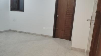 Bedroom Image of 1350 Sq.ft 3 BHK Builder Floor for sale in Kirti Nagar New Delhi for Rs. 24000000