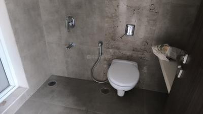 Image of 1240 Sq.ft 2 BHK Apartment / Flat for sale in JP Decks, Malad East, Mumbai for Rs. 27500000