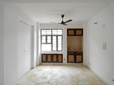 Living Room Image of 1822 Sq.ft 3 BHK Apartment / Flat for sale in Golden Heights Apartments, Sector 12 Dwarka New Delhi for Rs. 27000000