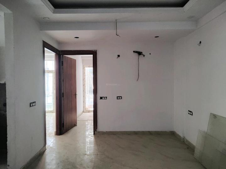 The Ultima 107 Main Image 1