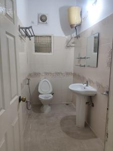Bathroom Image of 2000 Sq.ft 3 BHK Apartment / Flat for rent in Jubilee Hills Hyderabad for Rs. 54000