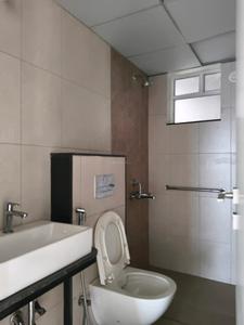 Common Bathroom Image of 600 Sq.ft 2 BHK Apartment / Flat for rent in Godrej Hillside 1, Mahalunge Pune for Rs. 26000