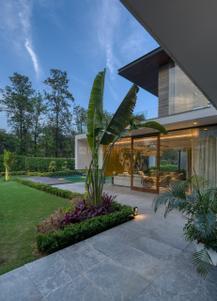 Image of 43560 Sq.ft 5 BHK Farm House for sale in DLF Farms, New Delhi for Rs. 600000000
