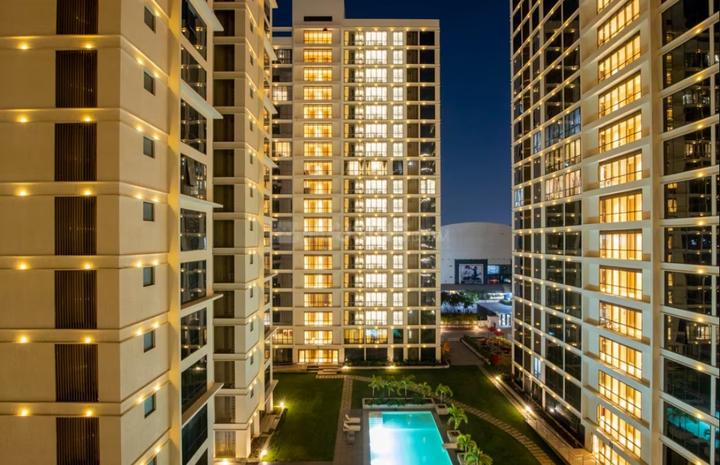 Express E Residences Main Image 1