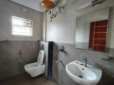 Bathroom Image of 530 Sq.ft 1 BHK Builder Floor for rent in Harlur Bengaluru for Rs. 33000
