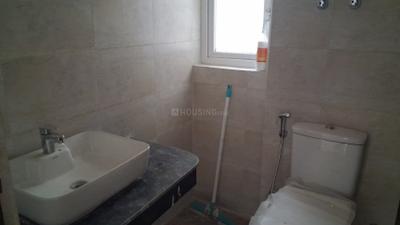 Image of 1040 Sq.ft 2 BHK Apartment / Flat for rent in Shri Radha Aqua Garden, Noida Extension, Greater Noida for Rs. 21000