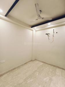 Bedroom Image of 1000 Sq.ft 3 BHK Builder Floor for rent in Anand Vihar New Delhi for Rs. 36000