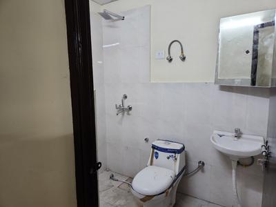 Image of 950 Sq.ft 3 BHK Apartment / Flat for sale in Pyramid Altia, Sector 70, Gurgaon for Rs. 8650000