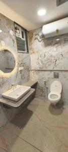 Image of 1920 Sq.ft 3 BHK Apartment / Flat for rent in Cooke Town, Bengaluru for Rs. 80000