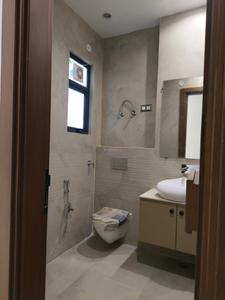 Common Bathroom Image of 1475 Sq.ft 3 BHK Builder Floor for sale in Vaishali Ghaziabad for Rs. 17800000
