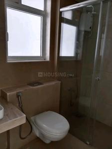 Bathroom Image of 1000 Sq.ft 2 BHK Apartment / Flat for sale in L And T Emerald Isle, Powai Mumbai for Rs. 22000000