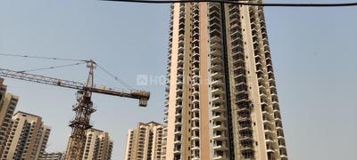 Image of 882 Sq.ft 3 BHK Apartment / Flat for sale in RG Luxury Homes Tower A F And M, Noida Extension, Greater Noida for Rs. 9700000