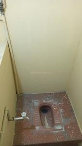 Bathroom Image of 950 Sq.ft 1 BHK Independent House for rent in Vaniyambadi Tirupathur for Rs. 5000