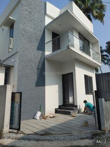 Image of 860 Sq.ft 3 BHK Independent House for sale in Aroor, Kochi for Rs. 3500000