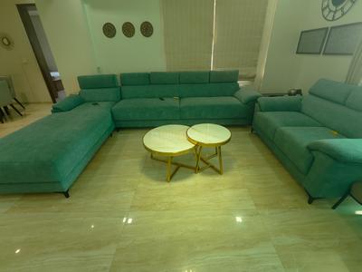 Living Room Image of 3015 Sq.ft 4 BHK Apartment / Flat for sale in Ambawadi Ahmedabad for Rs. 35000000