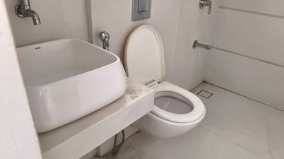Image of 1190 Sq.ft 3.5 BHK Apartment / Flat for sale in Kandivali West, Mumbai for Rs. 29500000