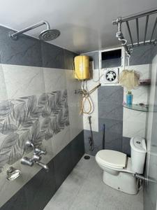 Bathroom Image of 1000 Sq.ft 2 BHK Apartment / Flat for rent in Trimurti Nagar Nagpur for Rs. 28000