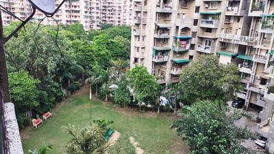 Balcony Image of 1800 Sq.ft 3 BHK Apartment / Flat for rent in Crescent Apartment, Sector 18 Dwarka New Delhi for Rs. 45000