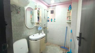 Bathroom Image of 1439 Sq.ft 3 BHK Apartment / Flat for sale in Nirala Estate , Noida Extension Greater Noida for Rs. 14000000