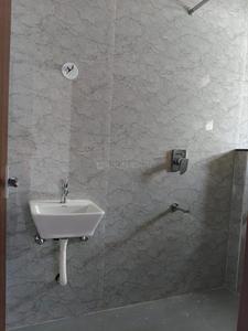 Bathroom Image of 1050 Sq.ft 2 BHK Apartment / Flat for rent in Ratu Road Ranchi for Rs. 15000