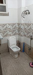 Bathroom Image of 800 Sq.ft 3 BHK Apartment / Flat for rent in Jagatpura Jaipur for Rs. 24000