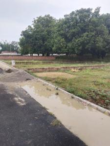 Image of 1000 Sq.ft Residential Plot / Land for sale in Khujauli, Lucknow for Rs. 1300000