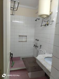 Bathroom Image of 1150 Sq.ft 2 BHK Builder Floor for sale in Sector 49 Gurgaon for Rs. 19000000