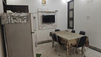 Kitchen Image of 1400 Sq.ft 3 BHK Independent House for rent in Paschim Vihar New Delhi for Rs. 35412