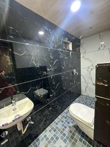 Bathroom Image of 1500 Sq.ft 2 BHK Apartment / Flat for rent in Transport Nagar Indore for Rs. 28000