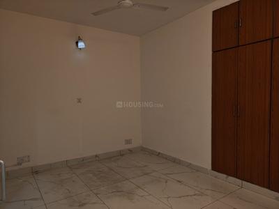 Bedroom Image of 1800 Sq.ft 3 BHK Apartment / Flat for rent in Vasant Kunj New Delhi for Rs. 75100