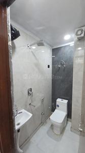 Image of 900 Sq.ft 3 BHK Builder Floor for sale in Laxmi Nagar, New Delhi for Rs. 9500000