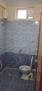 Bathroom Image of 856 Sq.ft 2 BHK Apartment / Flat for rent in Ambattur Industrial Estate Chennai for Rs. 41000
