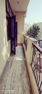 Balcony Image of 800 Sq.ft 2.5 BHK Builder Floor for rent in Vasundhara Ghaziabad for Rs. 15000