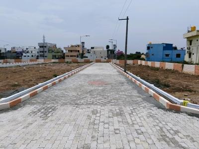 Image of 650 Sq.ft Residential Plot / Land for sale in Red Hills, Chennai for Rs. 3055000