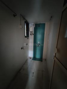 Bathroom Image of 710 Sq.ft 1 BHK Apartment / Flat for rent in Dombivli West Thane for Rs. 10500