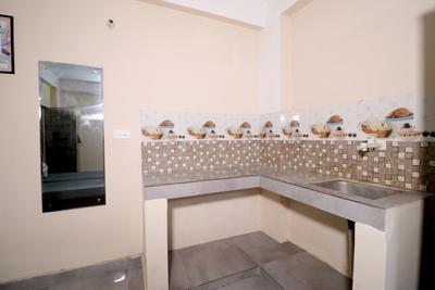 Kitchen Image of Slate Aroma in Sector 126, Noida