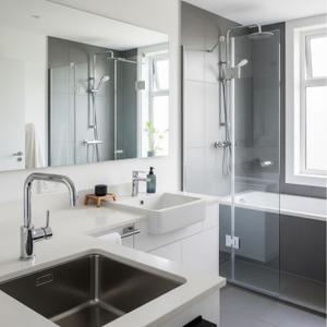 Bathroom Image of 635 Sq.ft 2 BHK Apartment / Flat for sale in Adityaraj Paradise, Vikhroli East Mumbai for Rs. 18500000