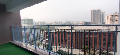 Balcony Image of 1250 Sq.ft 2 BHK Apartment / Flat for sale in Amanora Neo Towers, Hadapsar Pune for Rs. 17100000