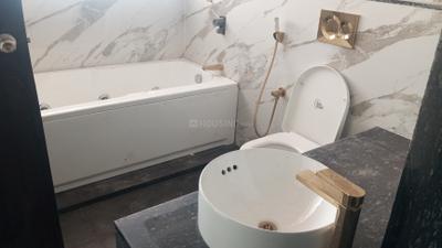 Image of 2800 Sq.ft 3 BHK Apartment / Flat for rent in Bavdhan, Pune for Rs. 60000
